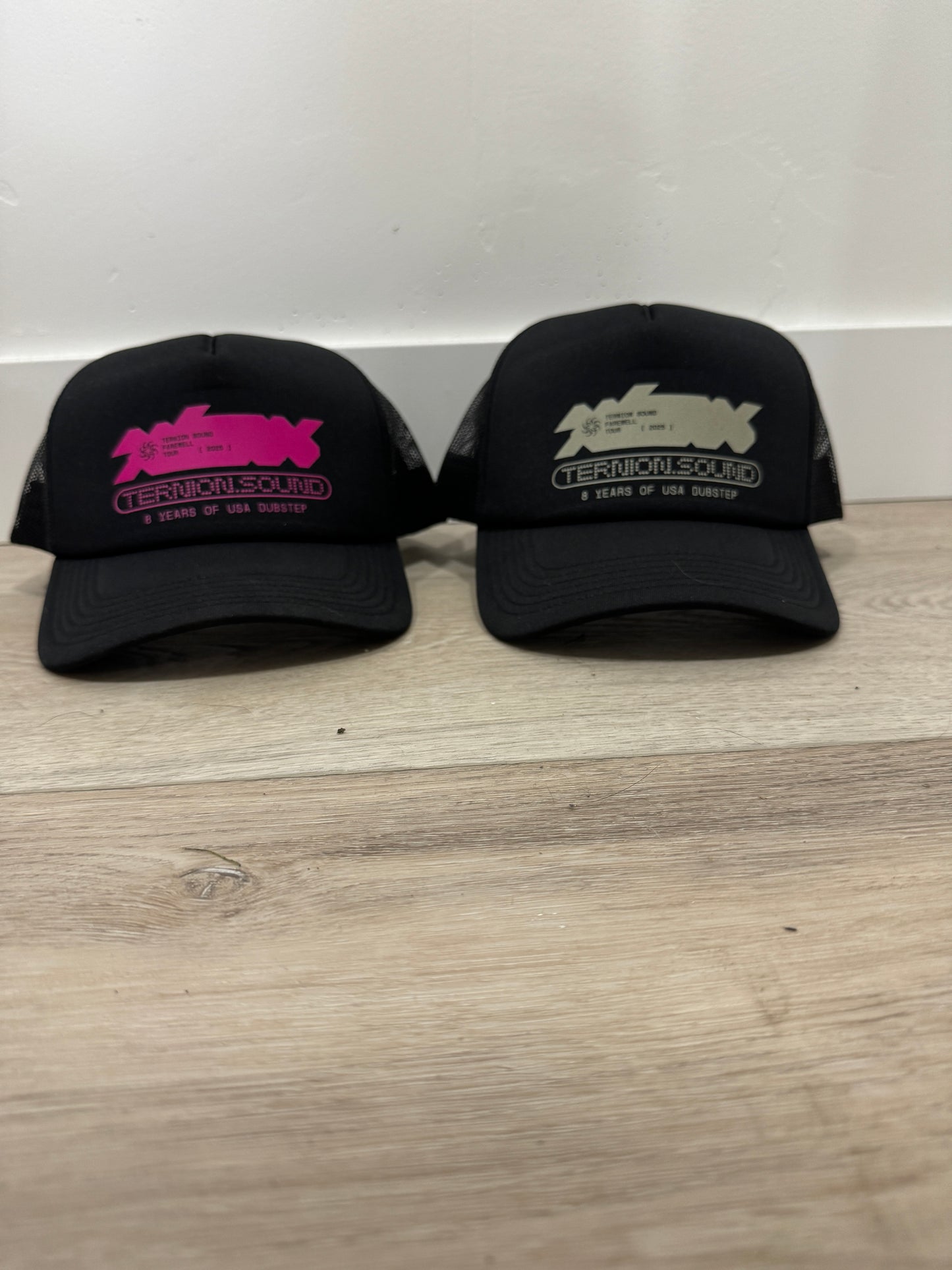 FW25 TRUCKER HAT (2 Colorways)
